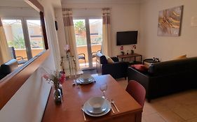 Casa Rebecca, Apartment With A Poolview